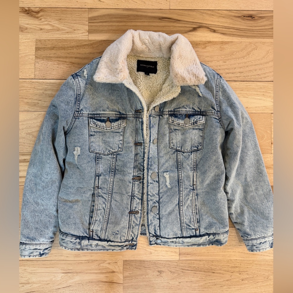 Banana Republic denim jacket size small